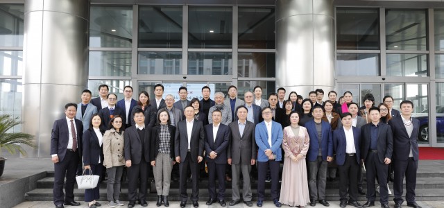 中国企业家思想大学堂赴临港新片区考察交流