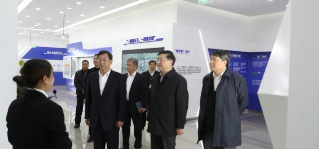 抓好开局起步、加强比学赶超，常务副市长陈寅今天实地调研临港新片区