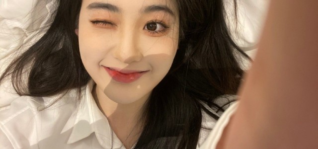 【尤色志201907】美女自拍精选24
